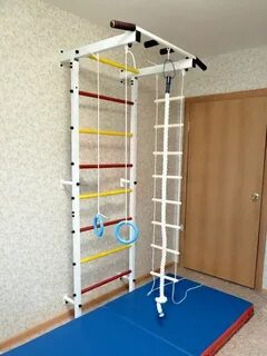 Стенка с турником для дома
