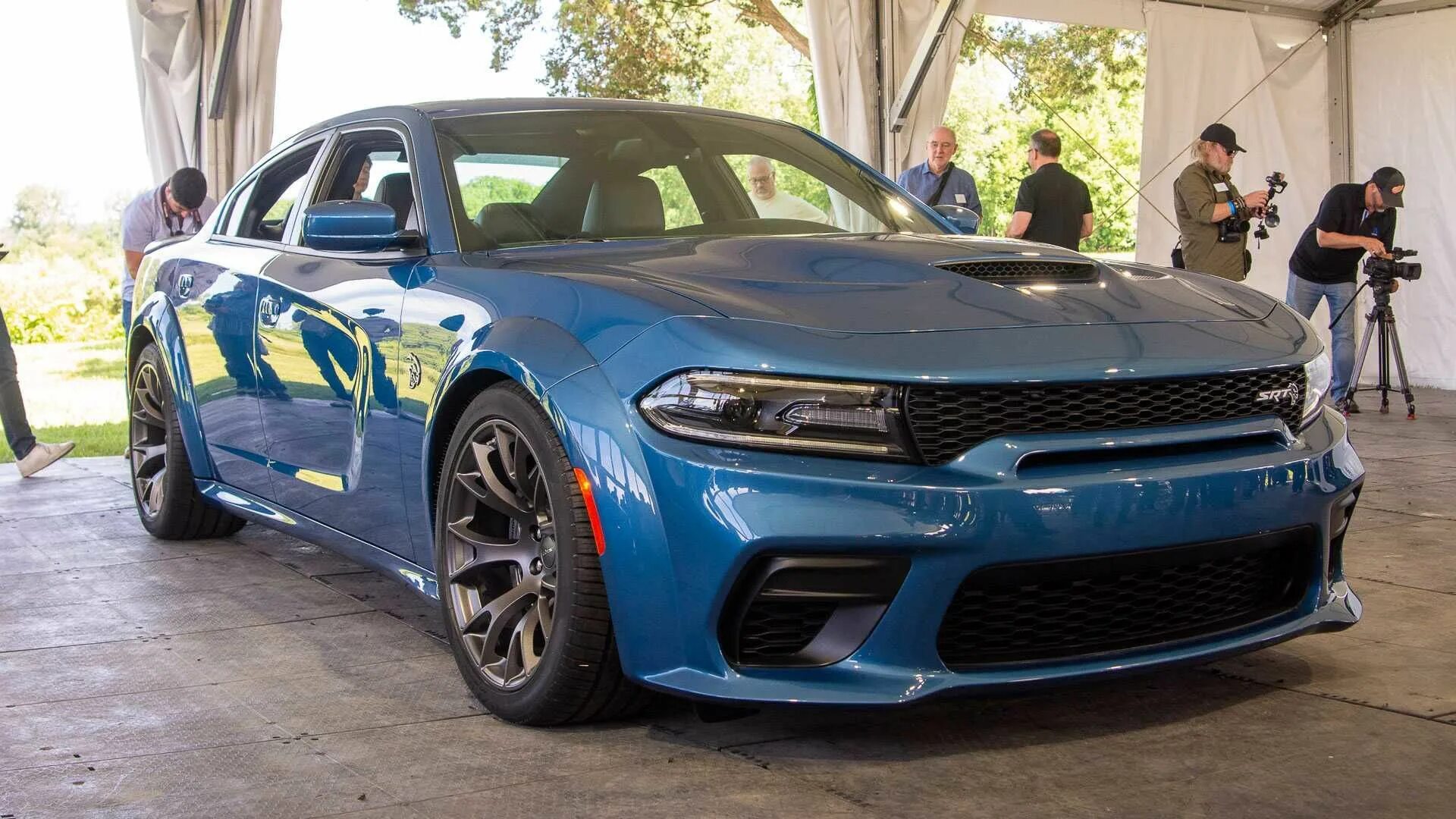 Тюнинг 2020 года. Dodge Charger 2020 Widebody. Dodge Charger Hellcat Widebody 2020. Dodge Charger srt Hellcat 2020. Dodge Charger Hellcat 2022.