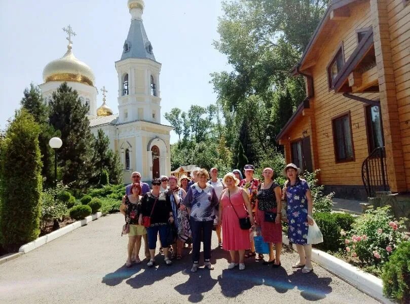 Св дон ростов. Подворье сестричества во имя Святого Игнатия Ставропольского. Сестры милосердия собора Георгия Победоносца в Ростове на Дону. Паломнические поездки из Ростова на Дону на 2022. Дюна сестричество 2022.