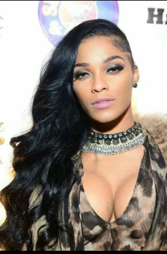 Joseline hernandez speed up. Joseline хернандез. джозелин эрнандес шоу.