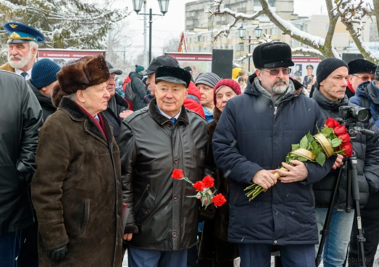 Глазков тамбов. Открытие бюста. памятник. тамбове открыт памятник глазкову генералу.