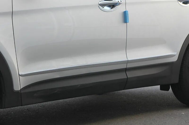 молдинги hyundai santa fe. молдинги санта фе 4 поколения. Autodoc дефлекторы боковых окон hyundai santa fe 4 tm 2021. молдинги на двери для hyundai santa fe. молдинг хендай санта фе 4.