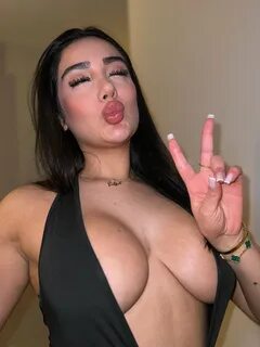 Spicyyymimiii's tweet photo. who wants me? 😍 t.co4ixHoUV969 