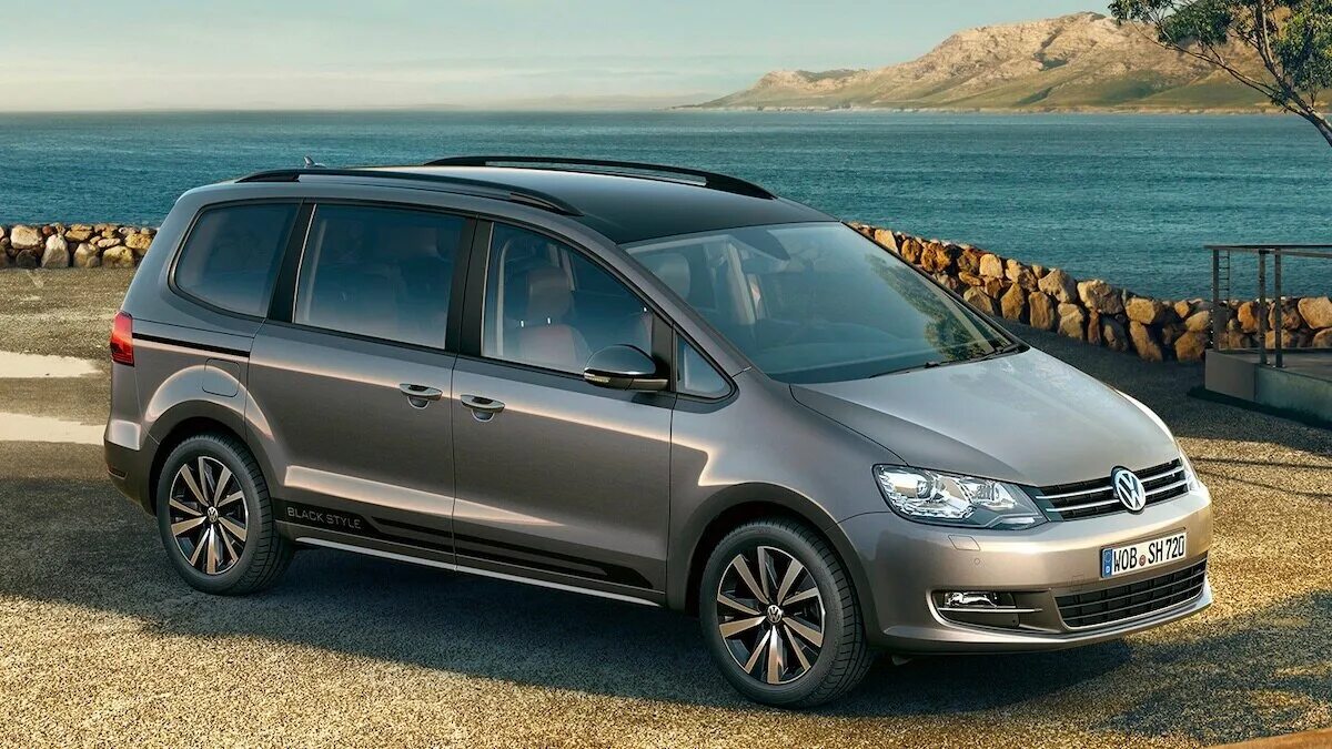 Volkswagen sharan автомобили volkswagen. Фольксваген минивэн Sharan. Volkswagen минивэн Шаран. Минивэн Фольксваген Шаран 2018. Фольксваген Шаран 2023.