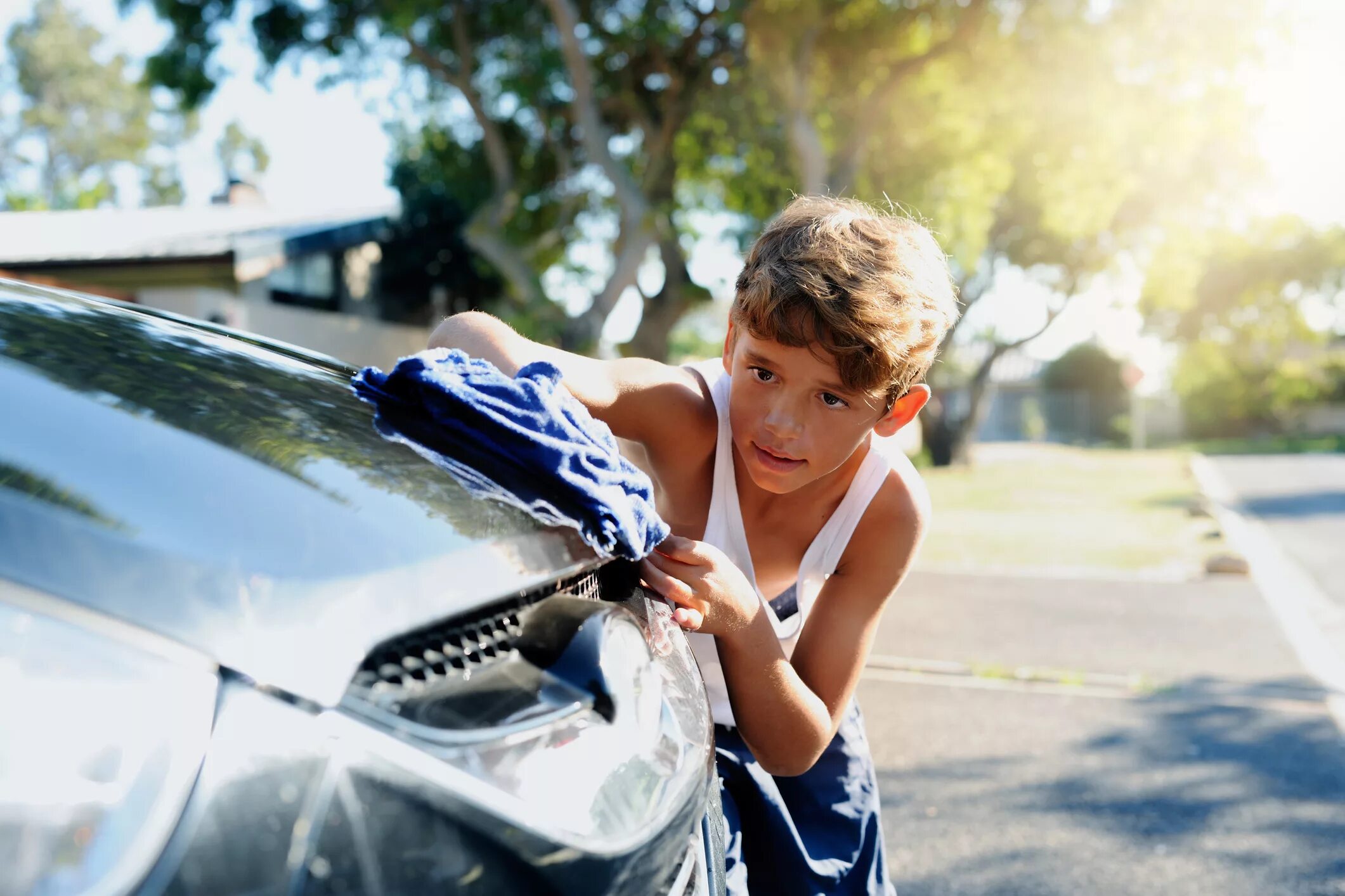 Boy car Wash. Boys washing car. High boy автомобиль. Kids washing car. Boys washing