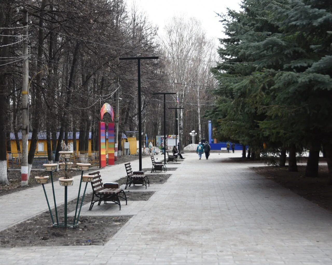 Владимирский сад ульяновск. Ульяновский парк победы. Парк победы ульяновск. Парк 40 летия влксм. Парки г ульяновска.