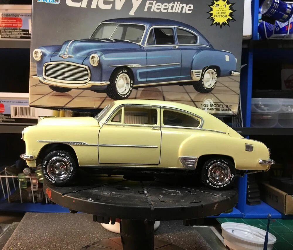 Chevrolet Fleetline 1951. AMT chevy model Kit. Игрушка 1951 chevy Fleetline. Michael Chevrolet.