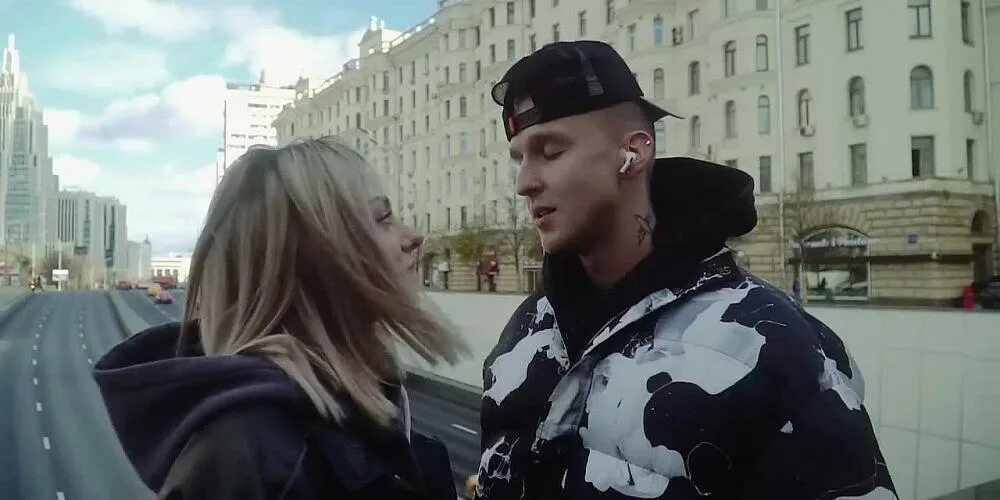 Музыка мичелз. Мичелз и элона миллер. элона миллер певица. мичелз, элона миллер - угонщица 2025.