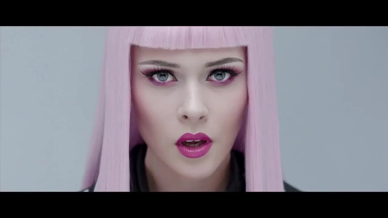 The hardkiss strange moves. Strange moves. Hardkiss 81 бабочка. Depeche mode strange. The hardkiss.