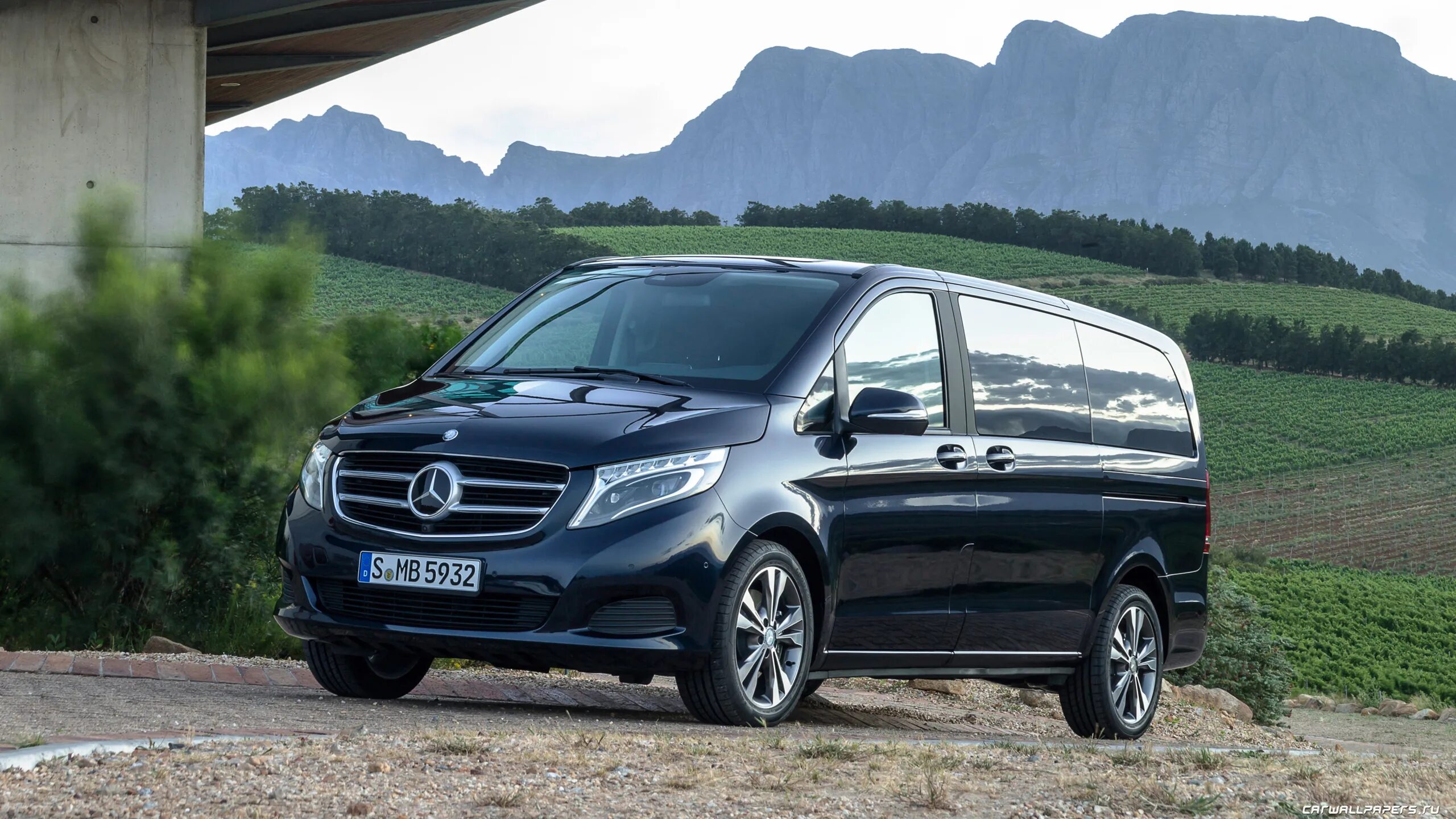 минивэн мерседес v250. Mercedes v250d. Mercedes v250d 4matic. Mercedes benz v250. Mercedes v-class 250d.