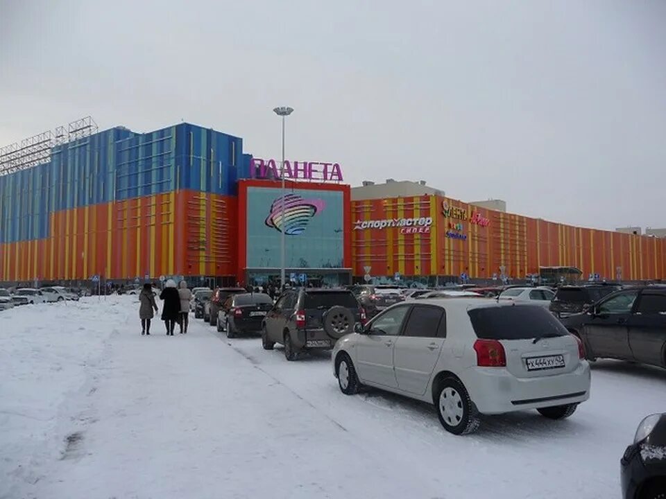 торговый центр планета новокузнецк. трц планета красноярск. трц планета новокузнецк фото. тц планета новокузнецк. торговый центр планета новокузнецк.