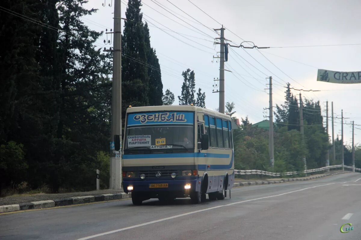 Автобус Алушта. Алушта-Партенит автобус. Алушта автовокзал 2023 год. Алушта автобус 2009.