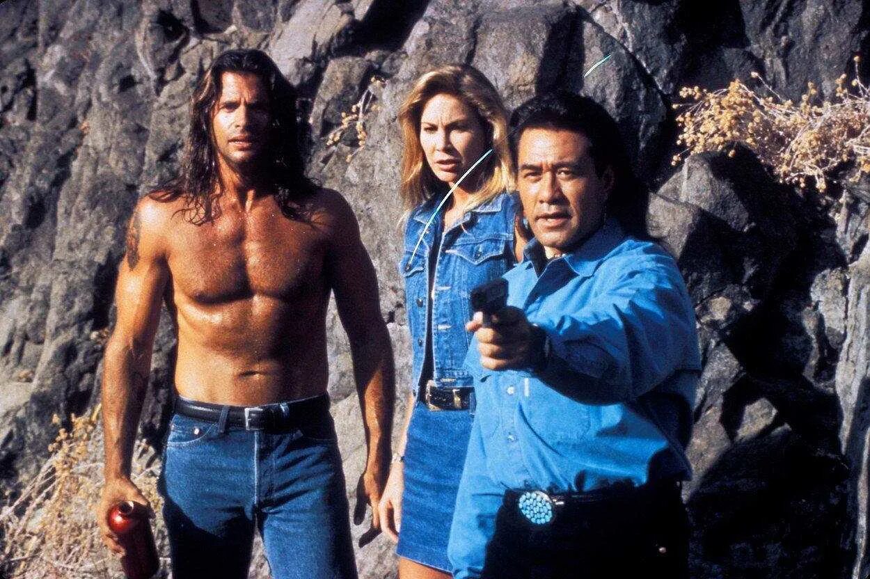 Отступник фильм 2019. Отступник сериал 1992. Отступник сериал 1992–1997. Отступник 5 букв. Отступник 5 букв.