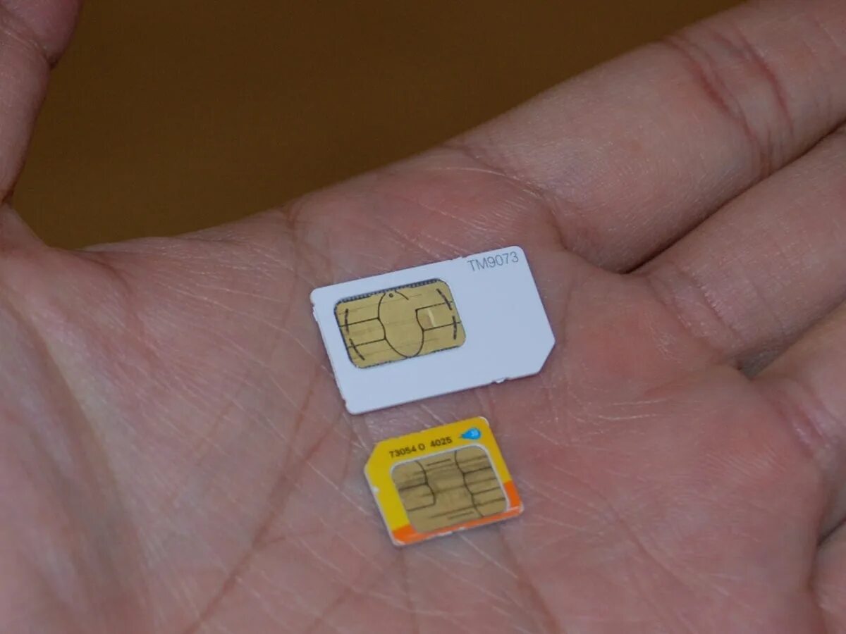 Как использовать две сим карты. Нано симка теле2. nano sim nokia. симка микро и нано. китайская сим-карты 50g.