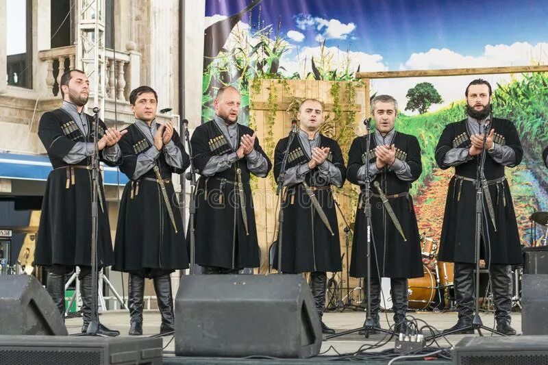 Georgian Gandagana. Gandagana Georgian people. Гандагана фестиваль. Georgian Polyphonic singing.