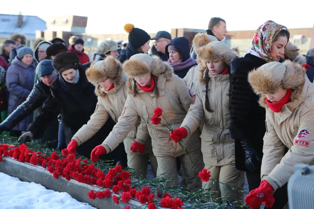 Работа воронеже сегодня для женщин. День освобождения Воронежа. 25 Января день освобождения Воронежа. День освобождения Воронежа украшения к празднику. Мероприятия в Воронеже сегодня на Чижовском плацдарме.