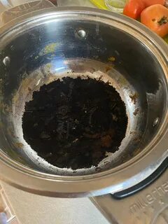 Отмыть пригоревшую кастрюлю из нержавейки внутри сгорела