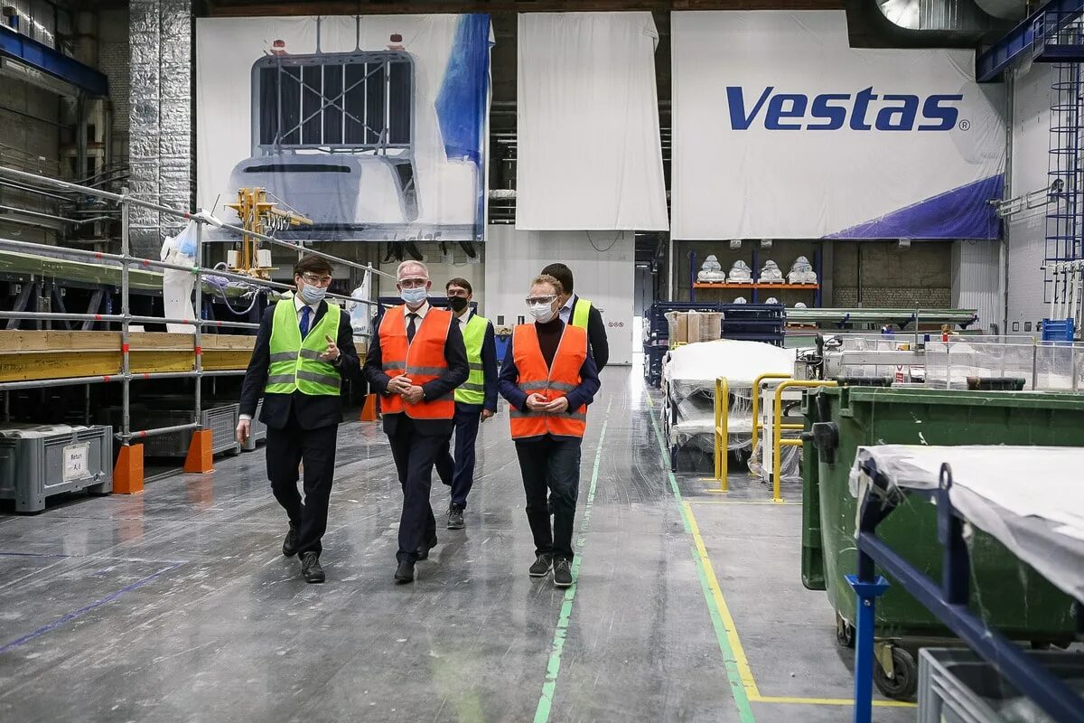 Vestas москва. Вестас Мэньюфекчуринг рус. Вестас завод Ульяновск. Ветрогенератор Вестас. Завод лопастей Ульяновск.