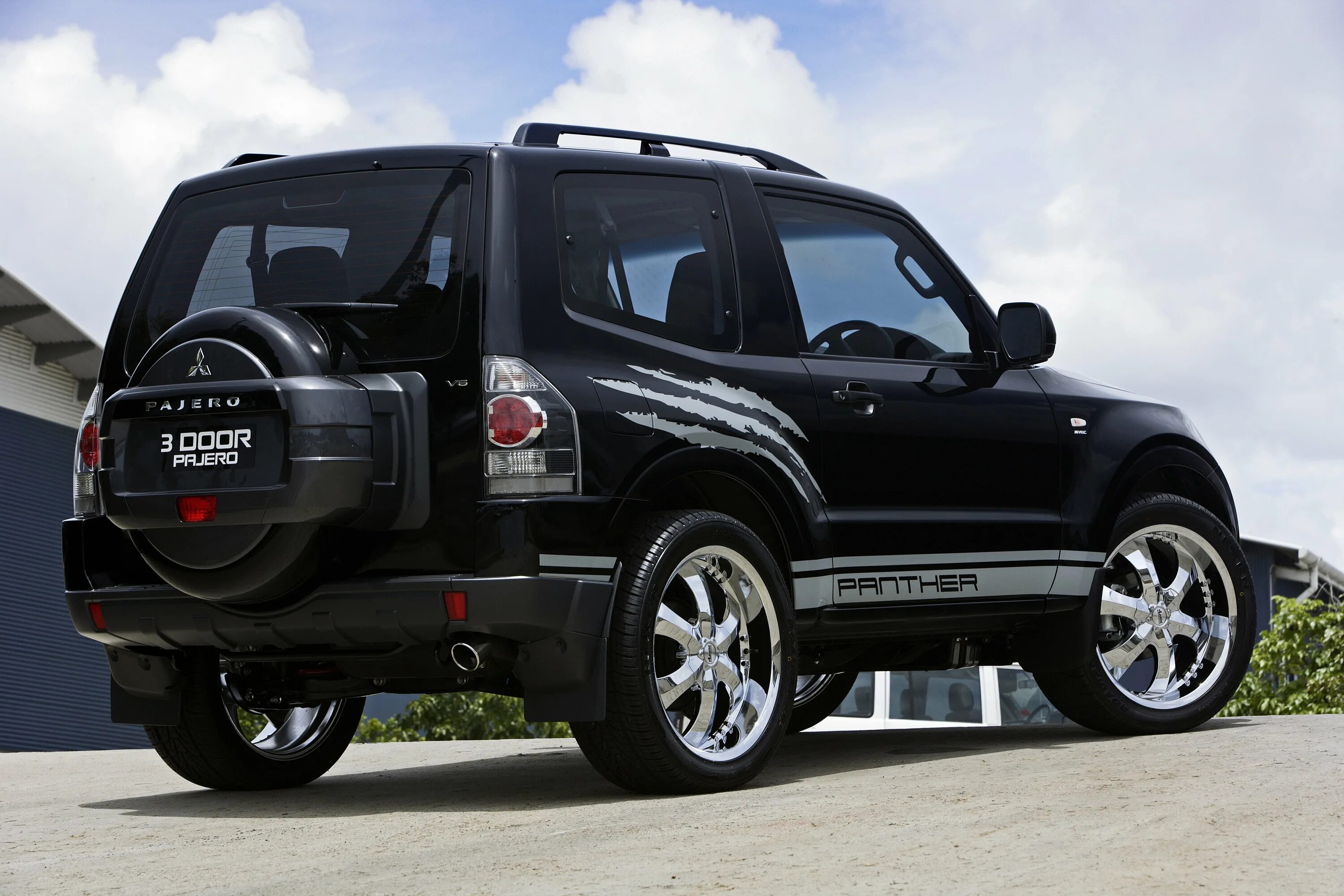 Мицубиси 3 двери. Mitsubishi Pajero III 3 Door Tuning. Mitsubishi Pajero 3 Door Tuning. Mitsubishi Pajero 4. Mitsubishi Pajero 4 3 дверный.