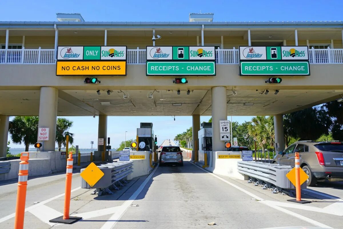 Toll freeway. Der toll. Interstate road show. Usa toll roads. Usa toll roads.