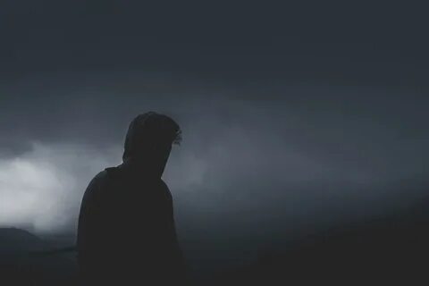 Слушать песню во тьме и мраке