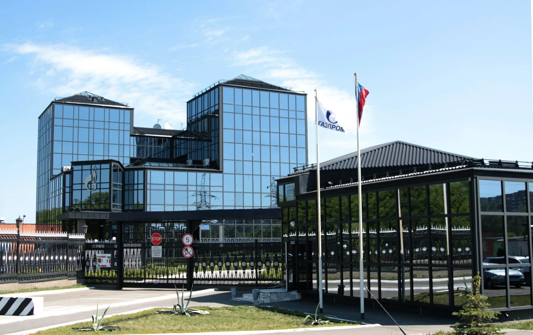 Газпром трансгаз томск томское лпумг. Лпу больница. Газпром арзамас лпумг. Компрессорная станция югорска. Лпу новгород.