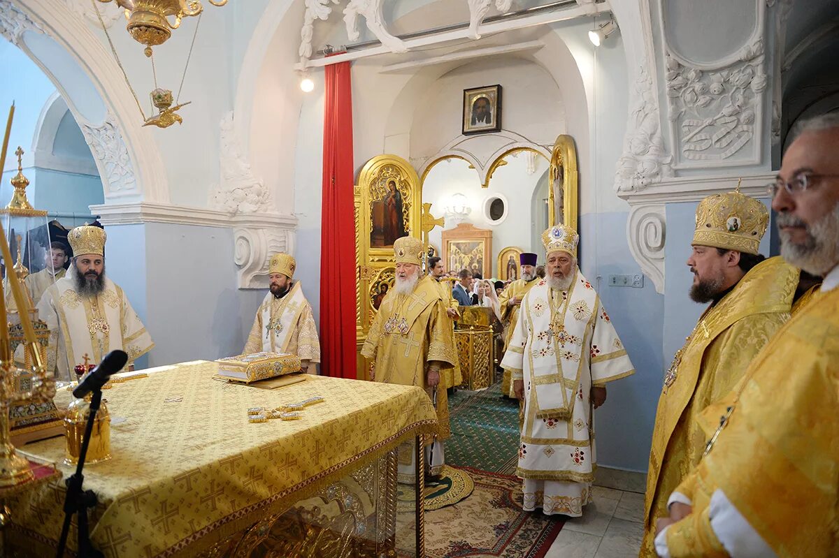 Храм Архангела Гавриила Антиохийского Патриаршего подворья в Москве. Антиохийского Патриаршего подворья (Москва).. Антиохийское подворье храм внутри. Московское подворье Антиохийской православной церкви. Антиохийское подворье расписание богослужений