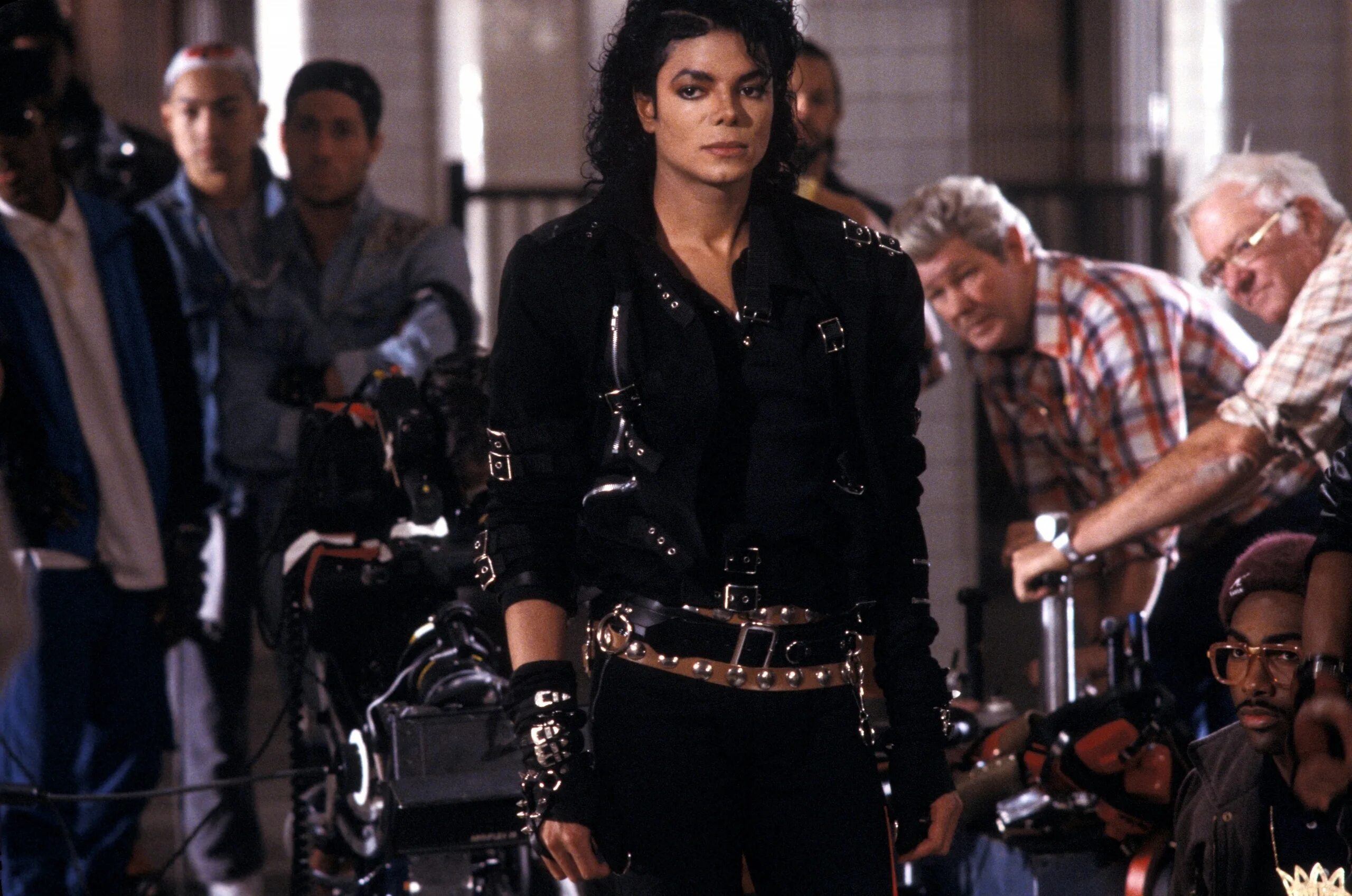 Песня майкла джексона bad. Michael Jackson Bad 1987.