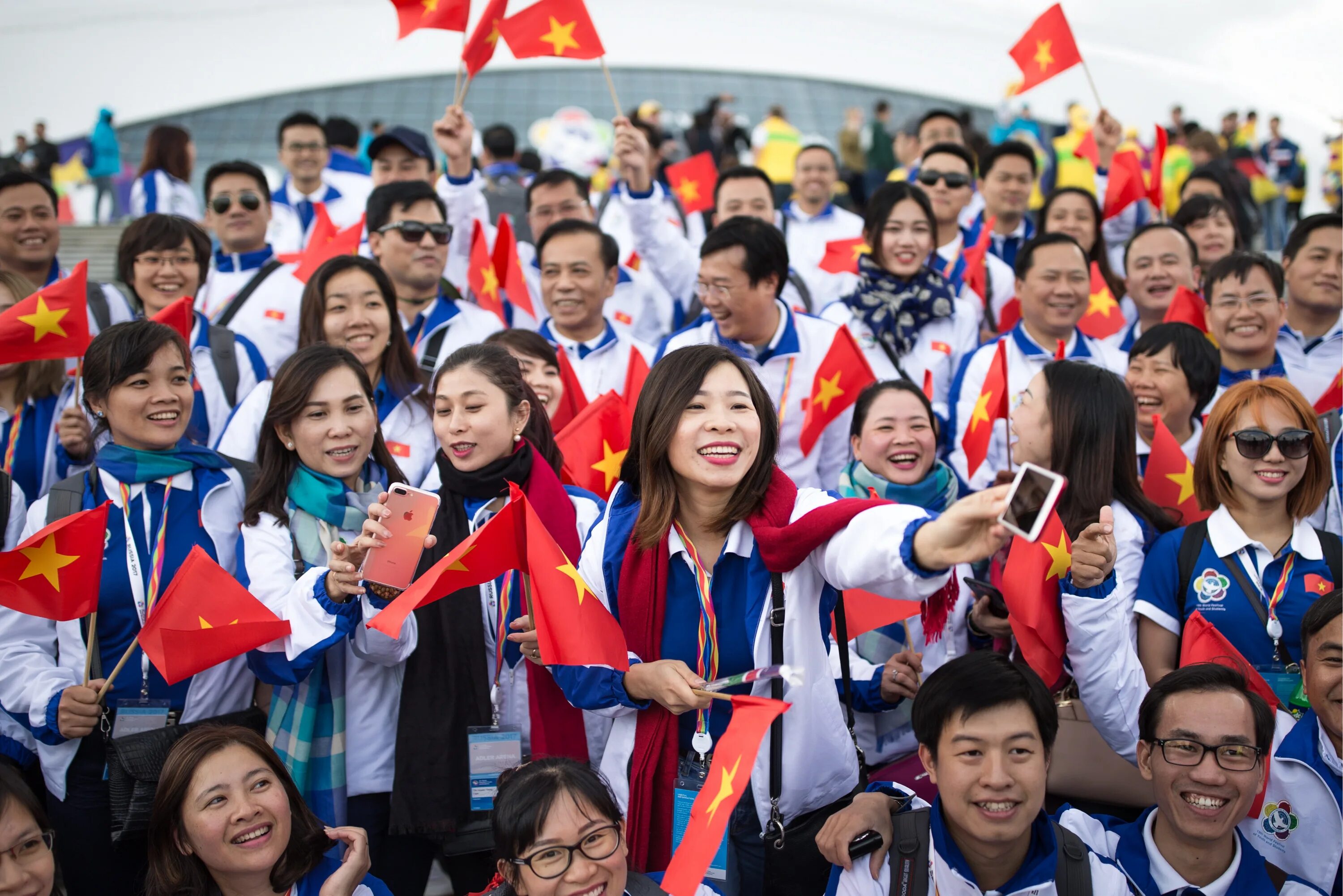 Сколько стран было на всемирном фестивале молодежи. Фестиваль молодежи и студентов знак. Сколько стран было на всемирном фестивале молодежи. Фестиваль молодежи в норвегии. Всемирный фестиваль молодежи.