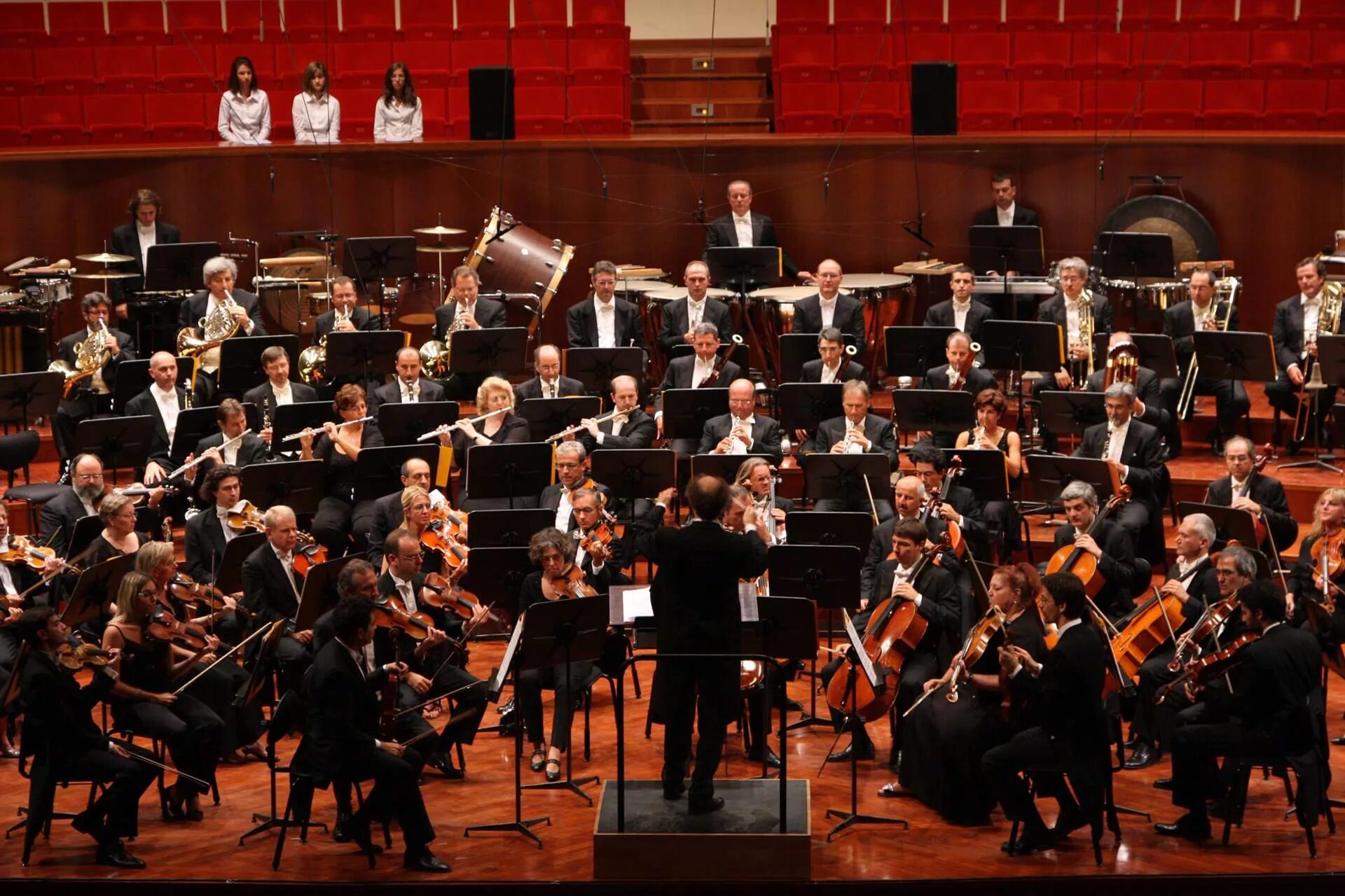 National orchestra. Оркестр. Музыкальный оркестр. Концерт симфонического оркестра. Камерный симфонический оркестр.