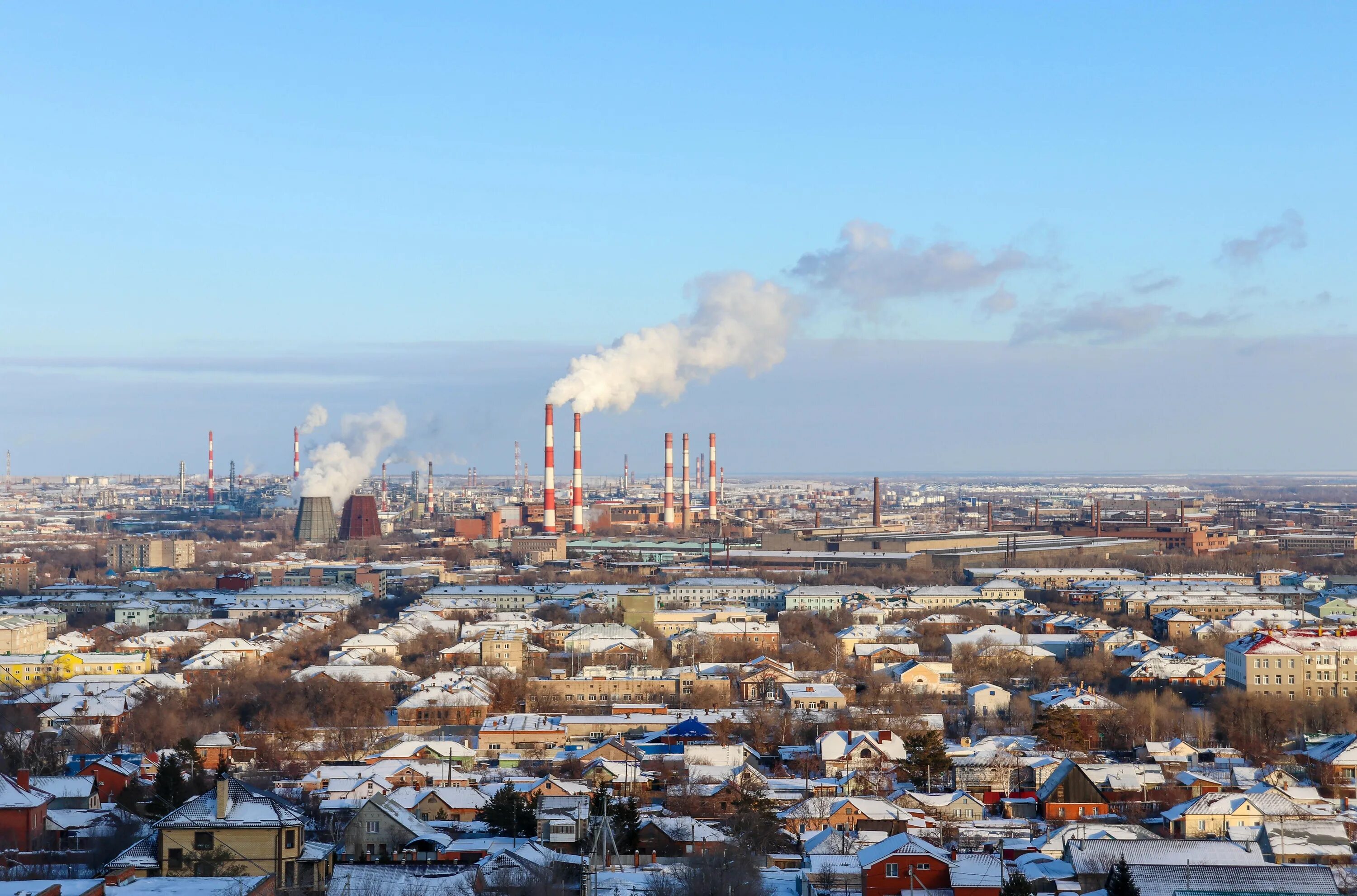 Орск на реке стоит город. Город Орск. Орск Оренбургская область. Орск России с городами. Фото Орска Оренбургская область.