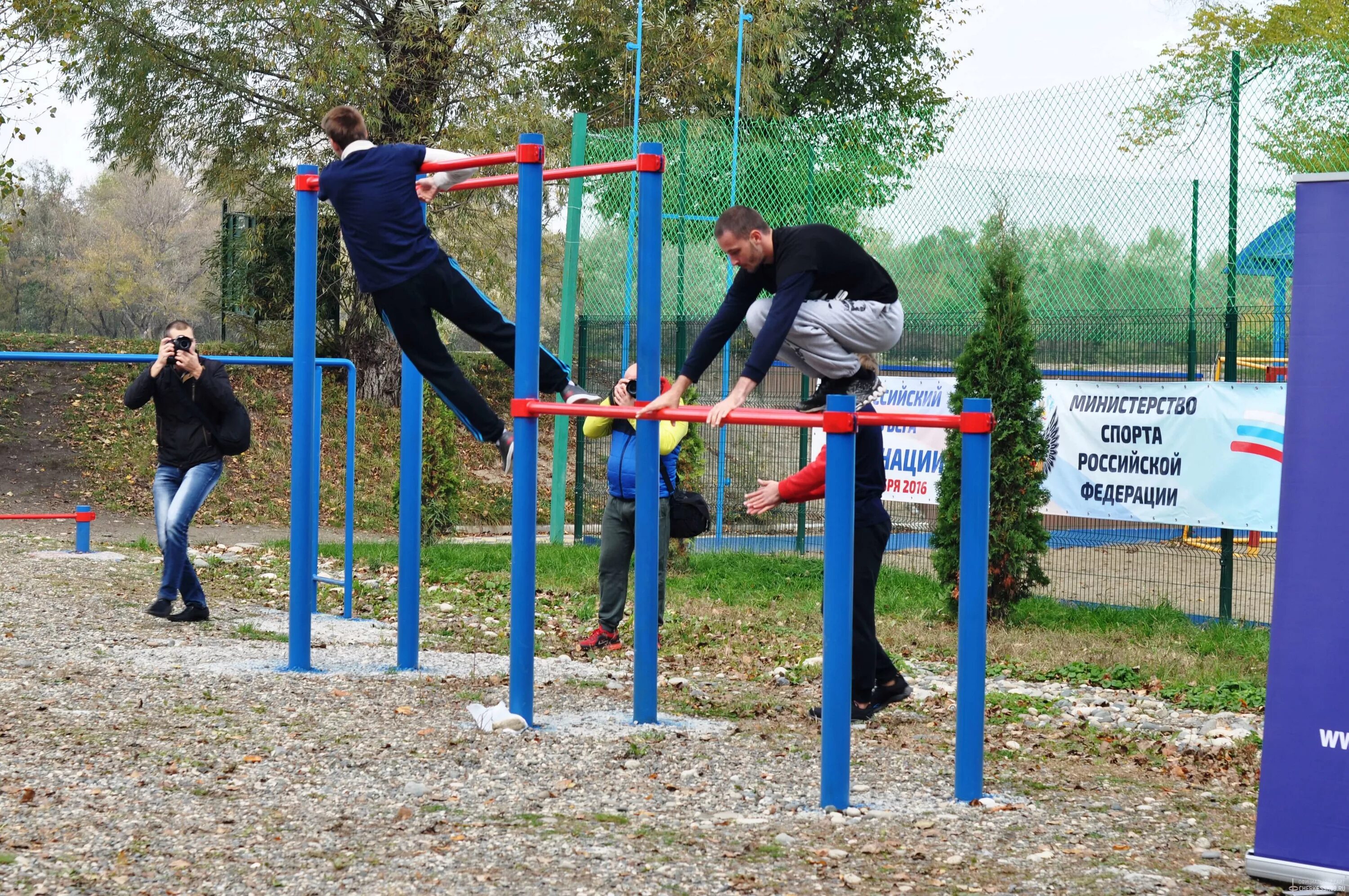 Спорт черкесск. Спортплощадка, воркаут, Пушкин. Спортплощадка, воркаут, Железногорск. Спортплощадка, воркаут, Бор. Спортплощадка воркаут Невинномысск.