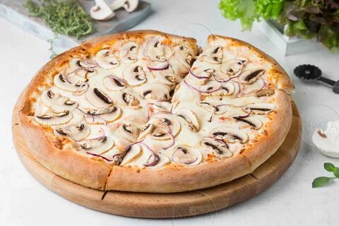 Пицца с белым соусом