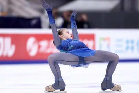 Трусова ягодицы