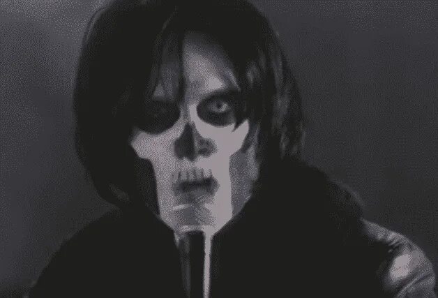 Kiss the go goat. Ghost kiss the goat. папа эмеритус kiss go goat. kiss the go-goat ghost tabs. ghost kiss the goat концерт.