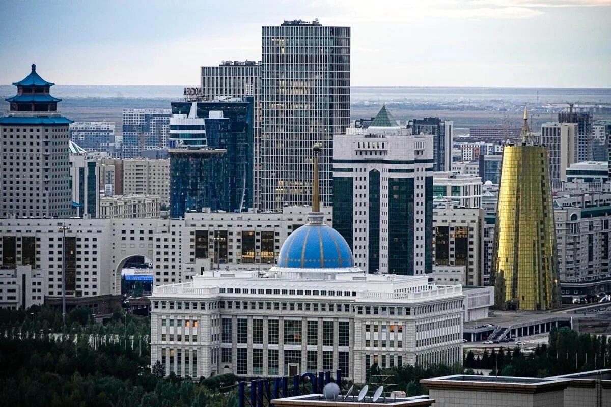 Нурсултан Астана 2023. Панорама Пекин Палас в Астане. Астана 2023 год. Астана достопримечательности 2023. Время в астане щас