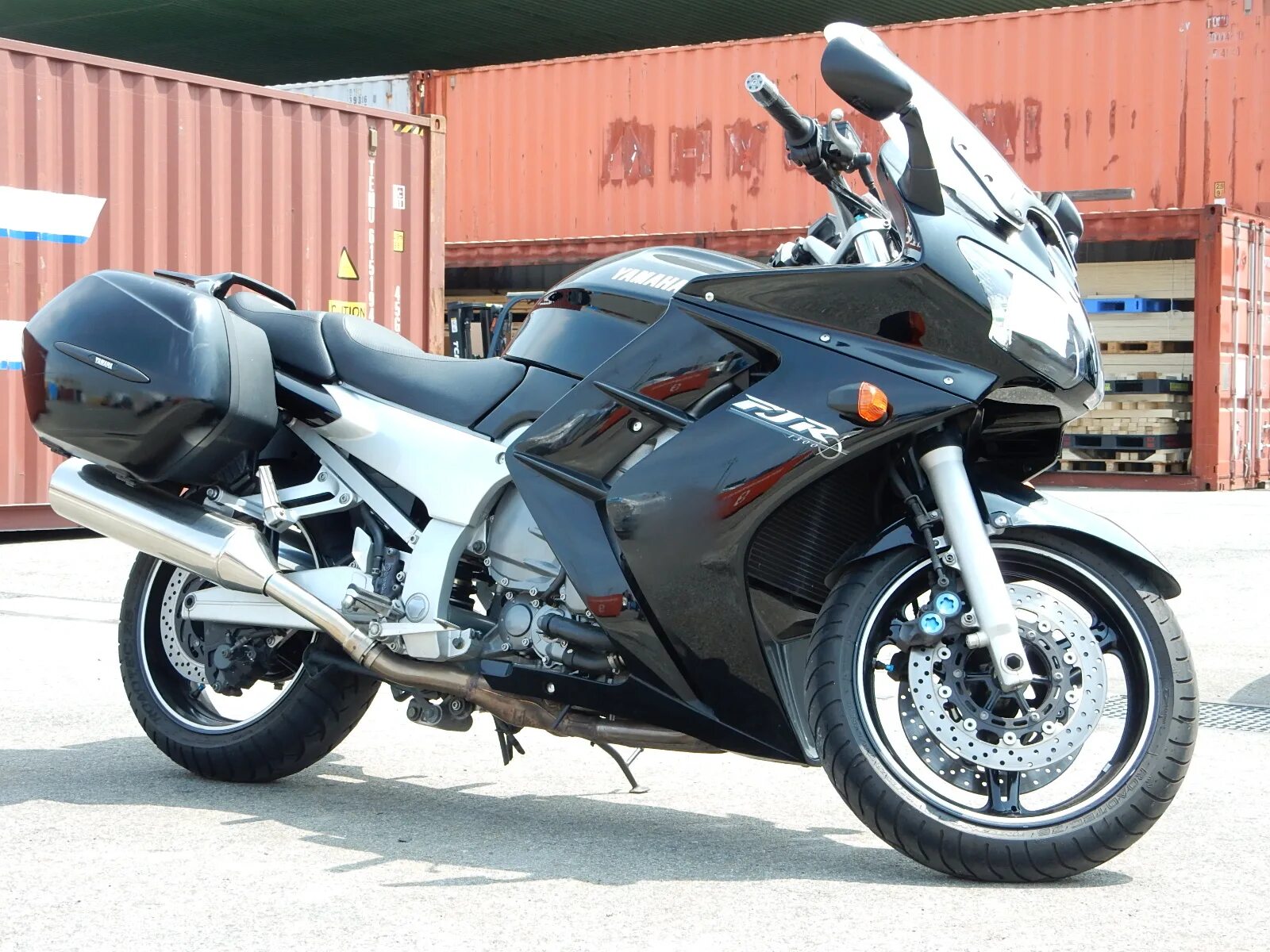 Ямаха фжр 1300 технические характеристики. Ямаха fjr 1300. Yamaha fjr 1300 2001. Ямаха 1300. Ямаха fjr 1300.