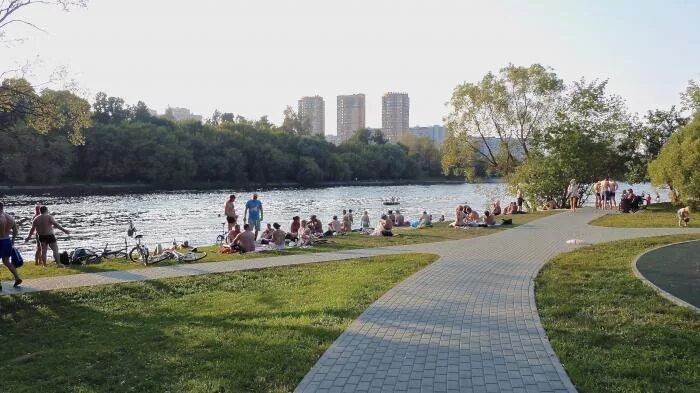 Парк ветеранов москва. Парк ветеранов калининград. Парк ветеранов имени киквидзе. Парк ветеран строгино. Парк ветеранов москва.