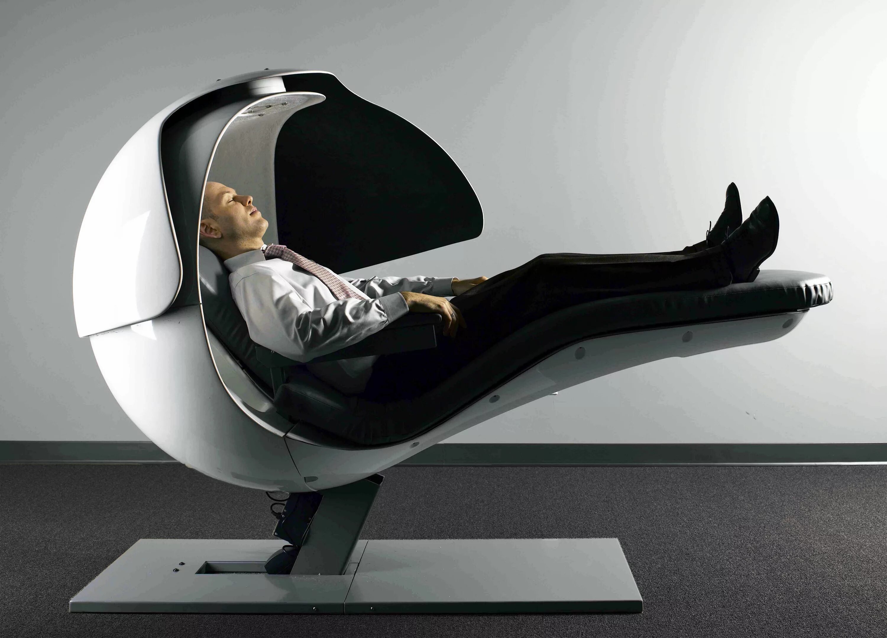 Капсула для сна ENERGYPOD. Необычные кресла. Кресло для релаксации. Необычные стулья.