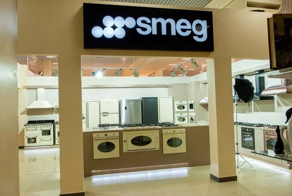 Итальянская техника smeg. Smeg package. Ремонт техники smeg. Мелкая бытовая техника smeg. Бытовые приборы smeg.