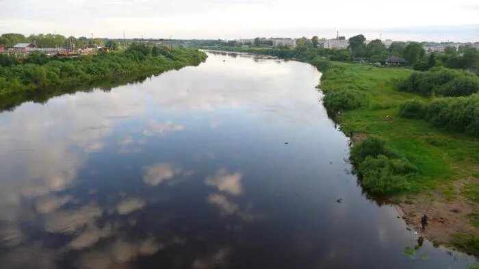 Река Сухона Сокол. Город Сокол река Сухона. Река Сухона Тотьма. Река Сухона Сокольский район.