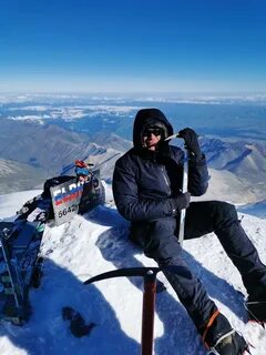 32. -8. Вершина Эльбруса - дошли не все.-8. 8. 