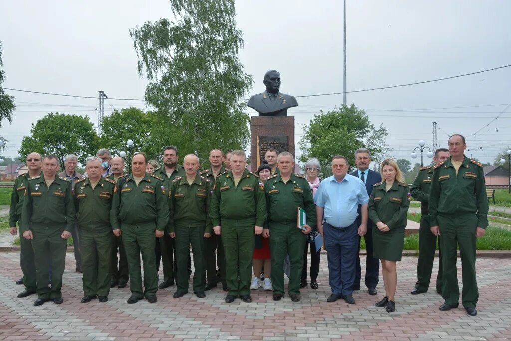 Военкомат тимашевск. Орловский военкомат Орловской области. Военкомат Орел Военком. Военный комиссариат Курск. Военком Оренбургского района.