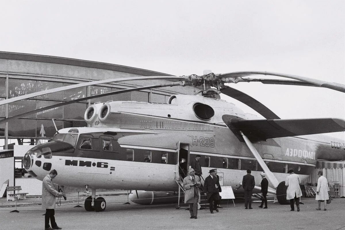 ми-6 1957. вертолет ми-6а (нюрба). ми-6 вертолёт военный. ми-6 вертолёт. ми-6 вертолёт.