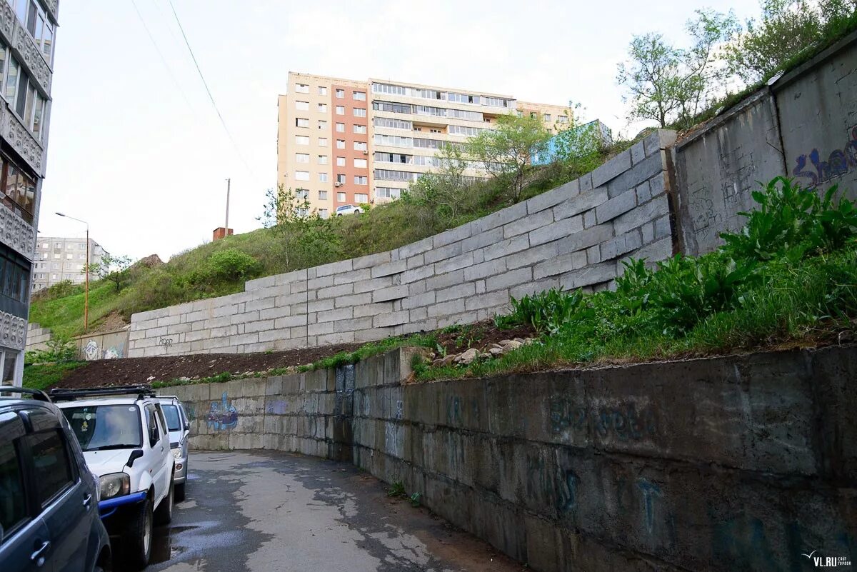 Стеновая владивосток. Ильинский съезд (Мостовая, подпорные стены). Подпорная стена Владивосток Гайдамак. Подпорная стена Покровского парка Владивосток. Невельского 17 Владивосток.