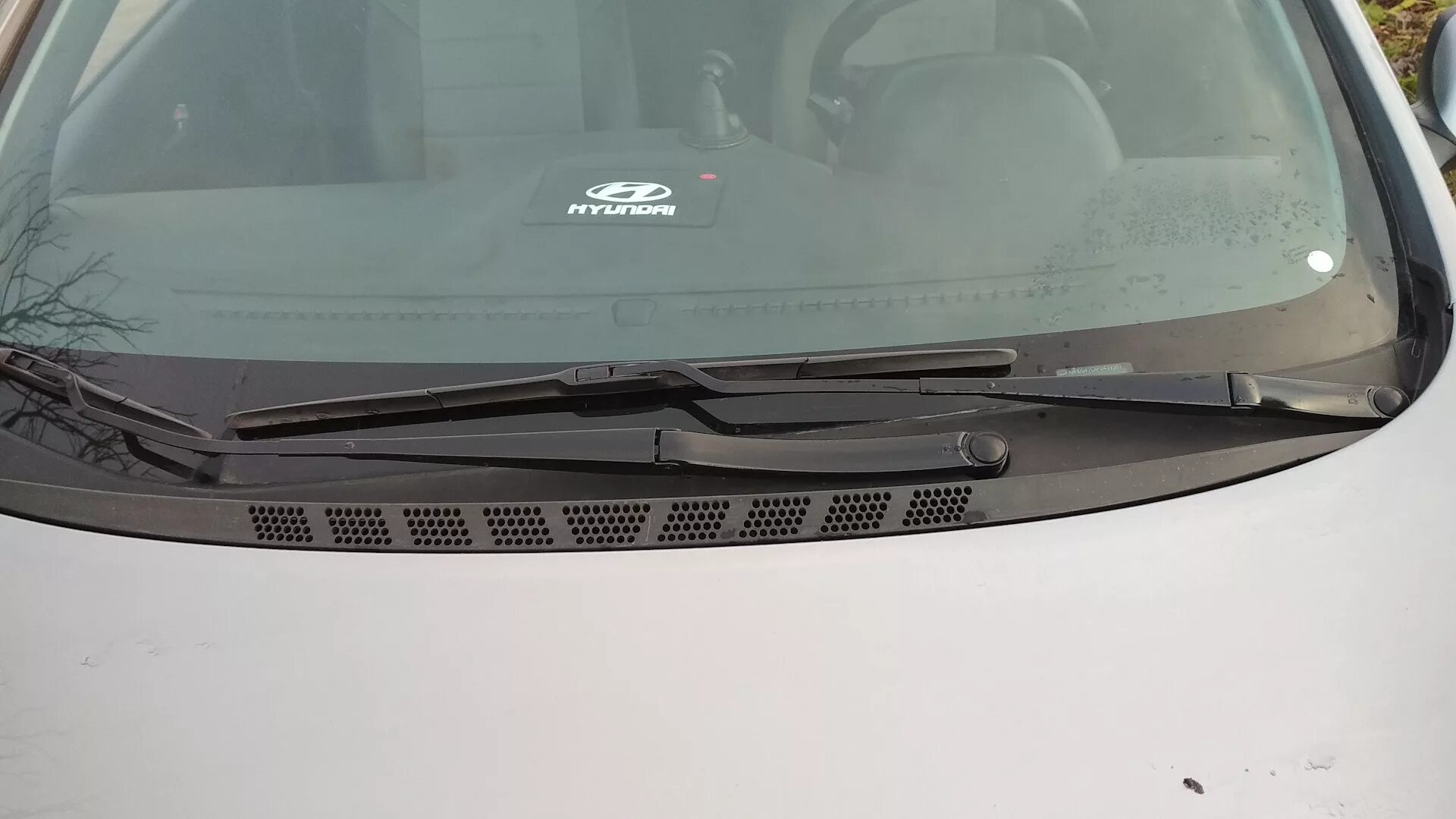 Дворники для hyundai elantra 2002. Хендай акцент 2008 дворники. Размер дворников хендай акцент. Трапеция дворников хендай матрикс 1. Дворники хендай элантра 3.