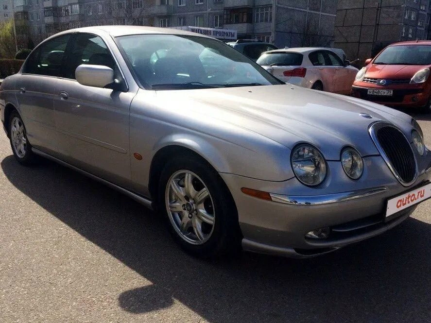 Ягуар машина 2000. Ягуар 2000 года. Ягуар 2000 года. Ягуар 2000 года. Jaguar s-type 2000.