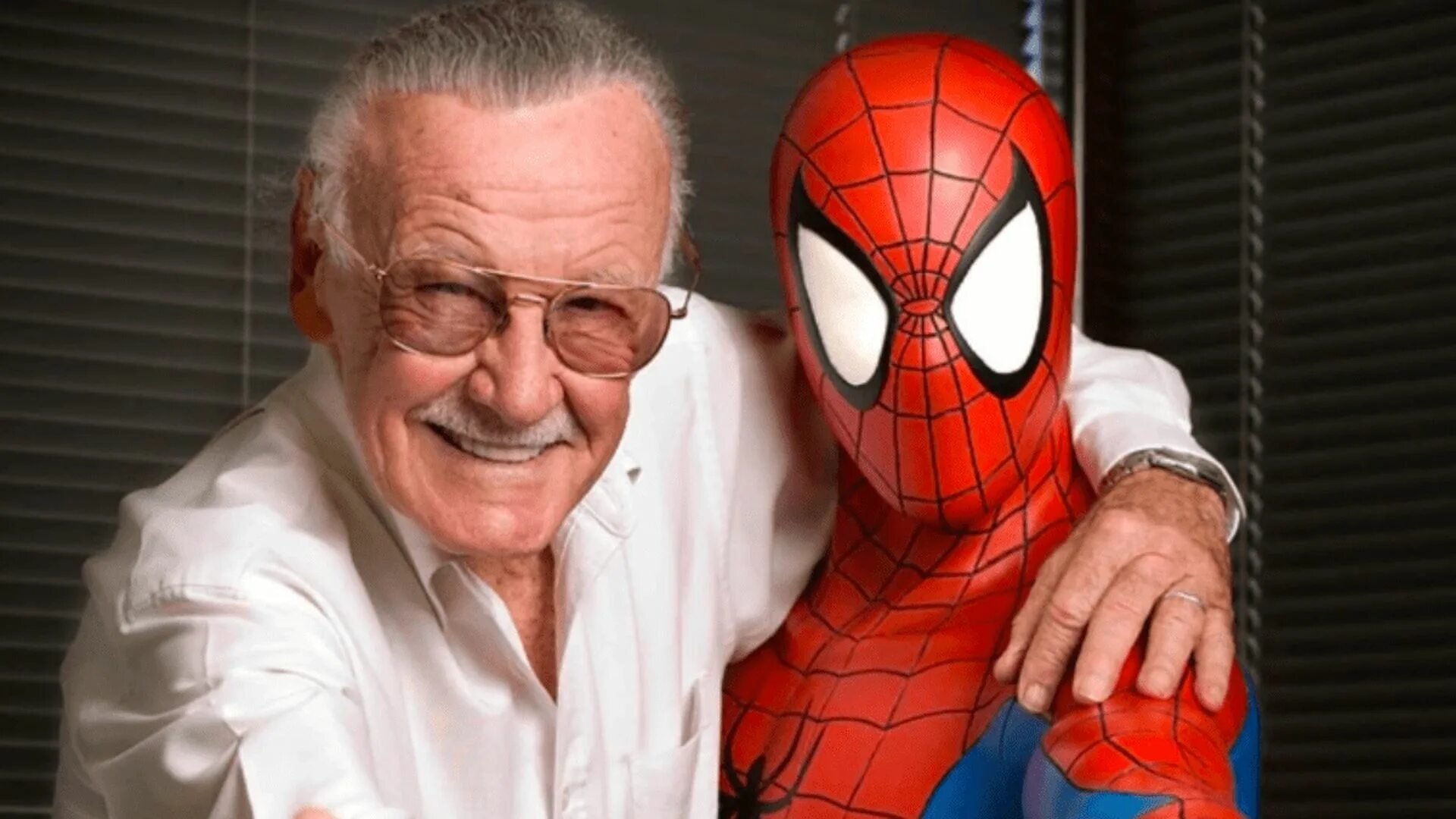 Стэнли марвел. Стэн ли. Stan Lee Spider man. Стэн ли Marvel Spider.