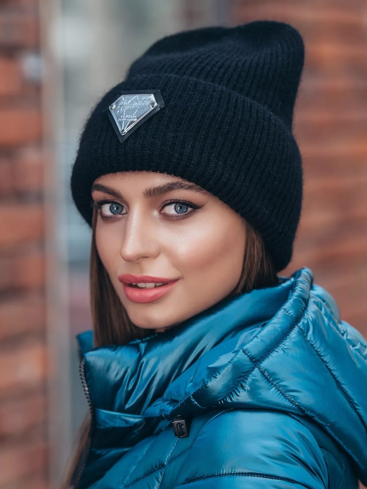 жена шапка. зимняя шапка. шапка бини 2022. модные женские шапки. шапка бини женская.