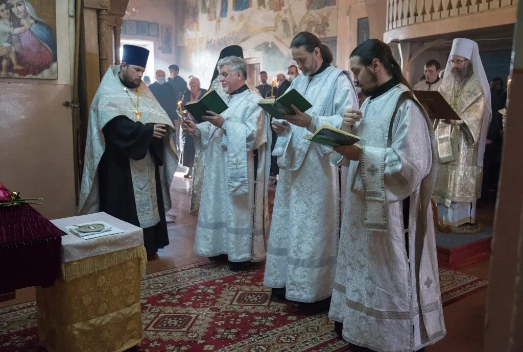 приход святой троицы тольятти